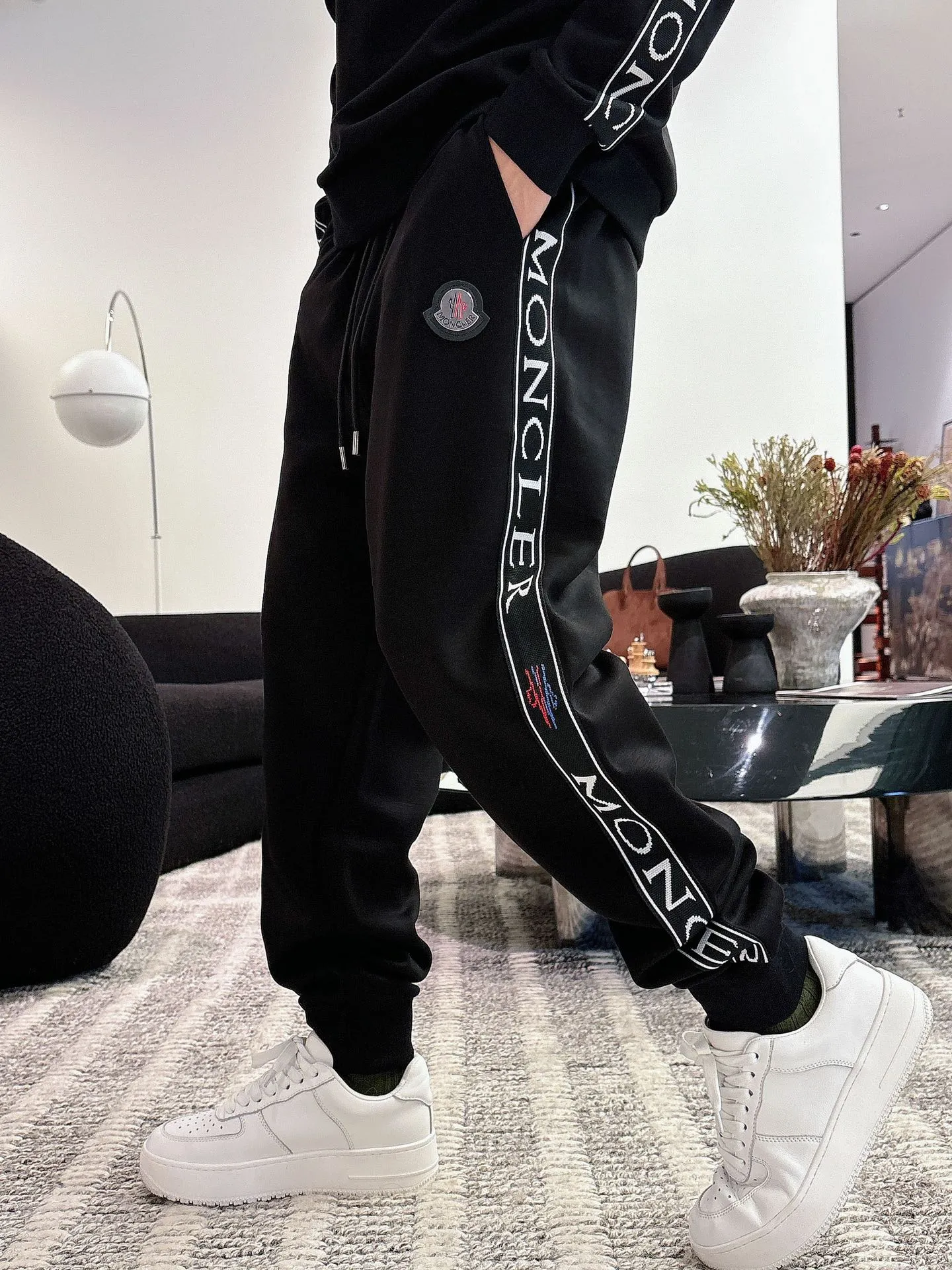 【MONCLER 】Hot Sale 2025 Hot Sale Original 🇭🇰 、 100%， ！ ！ Size：M-3XL（ 190 ）